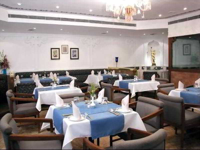Hotel Heritage Formerly Known As Comfort Inn Heritage Bombay Ristorante foto